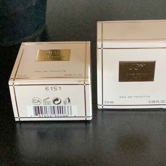 ❤️ Joy by Jean Patou Paris 2 Collectible MINIS - Picture 2 of 7